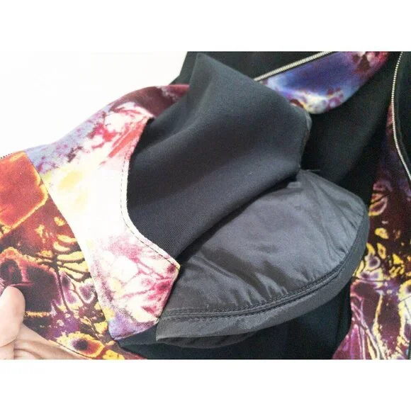 St. John Sport Black Jacket With Vibrant Printed Lining & Adjustable Drawstring - Picture 15 of 15